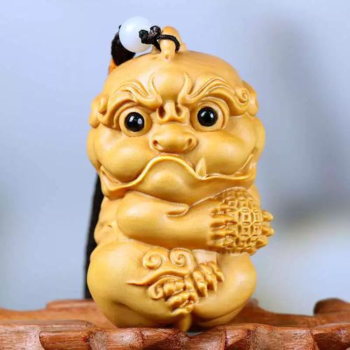黄杨木雕貔貅手把件 掌中瑞兽，岁月包浆